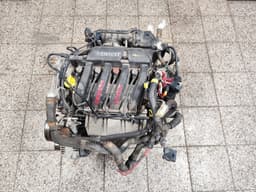 Kompletní motor Dacia Duster 1.6 16V K4MA690 thumbnail 1