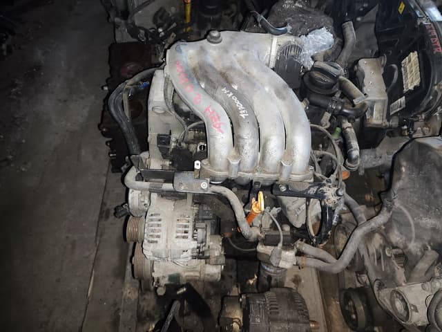 Kompletní motor Škoda Octavia 1 2.0 MPI AZH