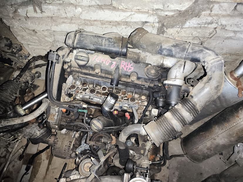 Holý motor Peugeot 307 2.0 HDI RHS