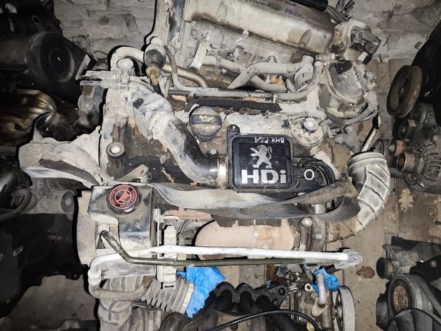 Kompletní motor Peugeot 206 1.4 HDI 10FD54